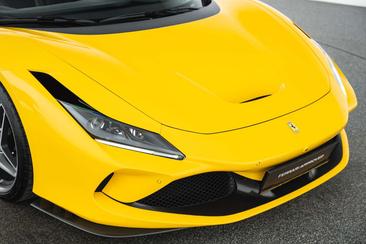Ferrari F8 Spider — photo 46