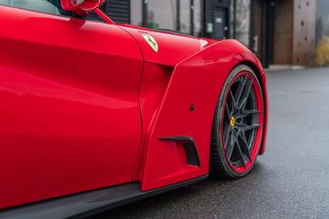 Ferrari F12 Berlinetta — photo 10