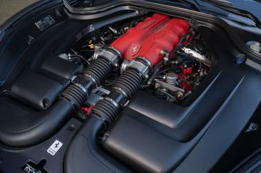 Ferrari California — photo 10