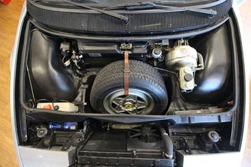 Ferrari Mondial — photo 14