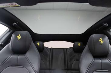 Ferrari GTC4Lusso — photo 24