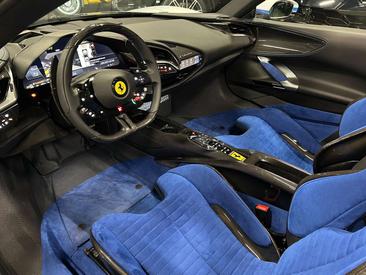 Ferrari SF90 Spider — photo 9