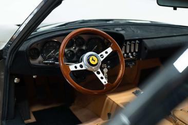Ferrari Daytona — photo 16