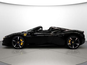Ferrari SF90 Spider — photo 3