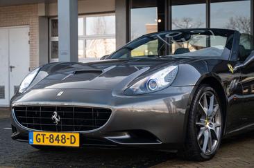 Ferrari California — photo 46