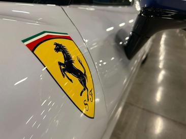 Ferrari SF90 Spider — photo 20