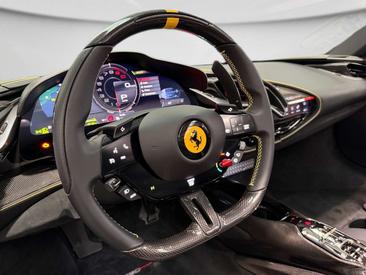 Ferrari SF90 Spider — photo 14