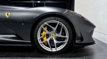 Ferrari 812 Superfast — photo 7