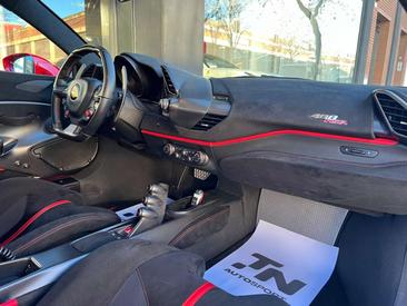 Ferrari 488 Pista — photo 22
