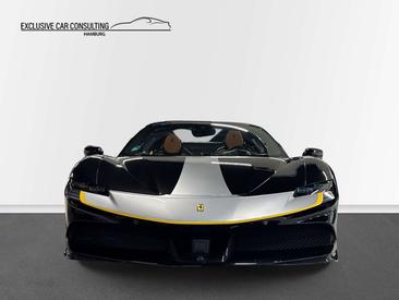 Ferrari SF90 Spider — photo 2