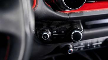 Ferrari 812 Superfast — photo 26