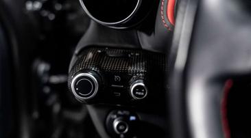 Ferrari 812 Superfast — photo 27
