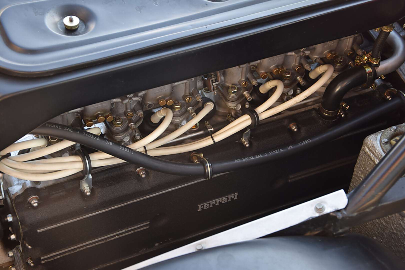 Ferrari 365 GT4 2+2 - 1974 - Joinsteer - #15