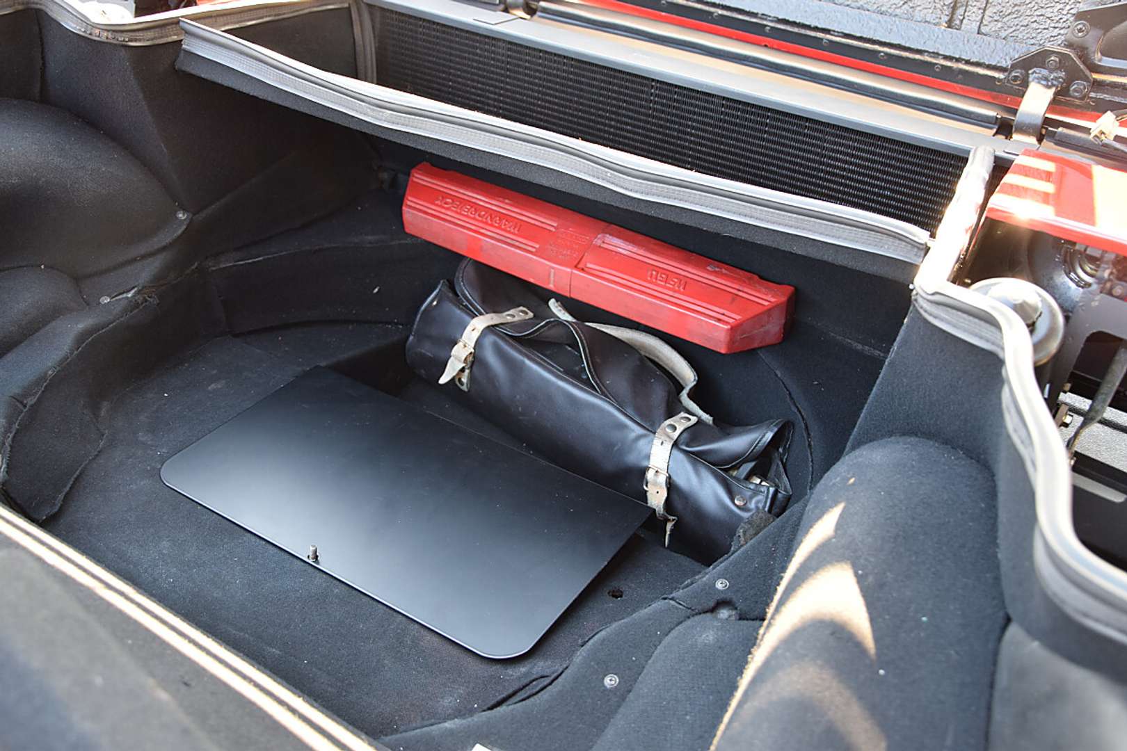 Ferrari 365 GT4 2+2 - 1974 - Joinsteer - #17