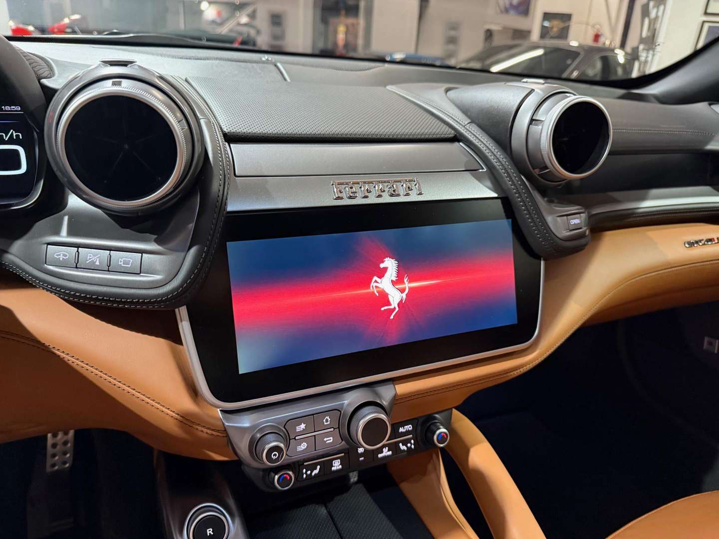 Ferrari GTC4Lusso - 2016 - Joinsteer - #11