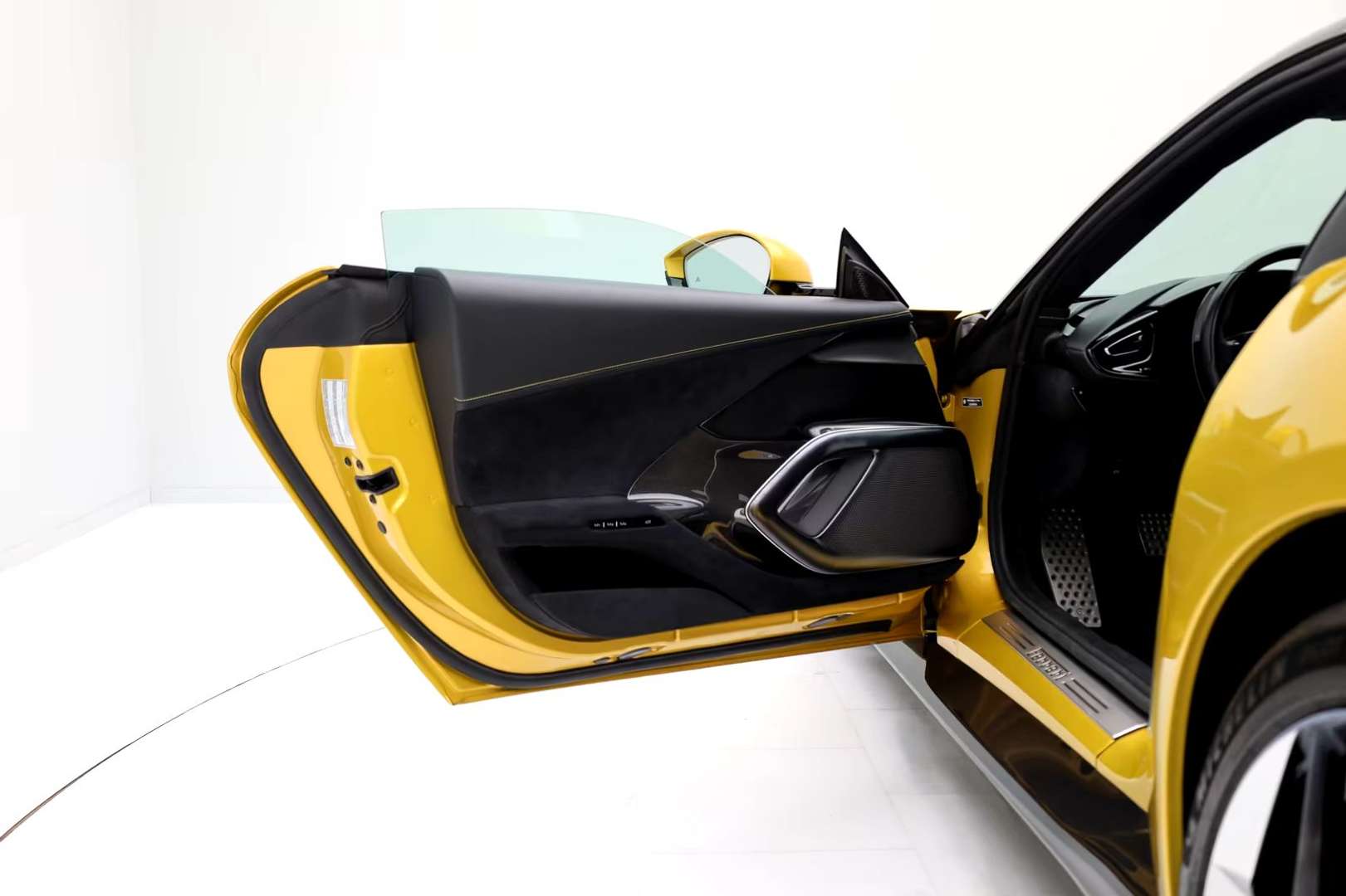 Ferrari 12 Cilindri - 2024 - Joinsteer - #4