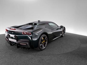 Ferrari SF90 Stradale — photo 8