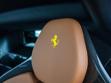 Ferrari SF90 Stradale — photo 14