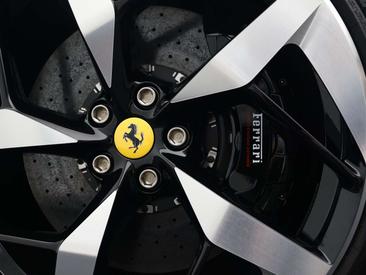 Ferrari 12 Cilindri — photo 29