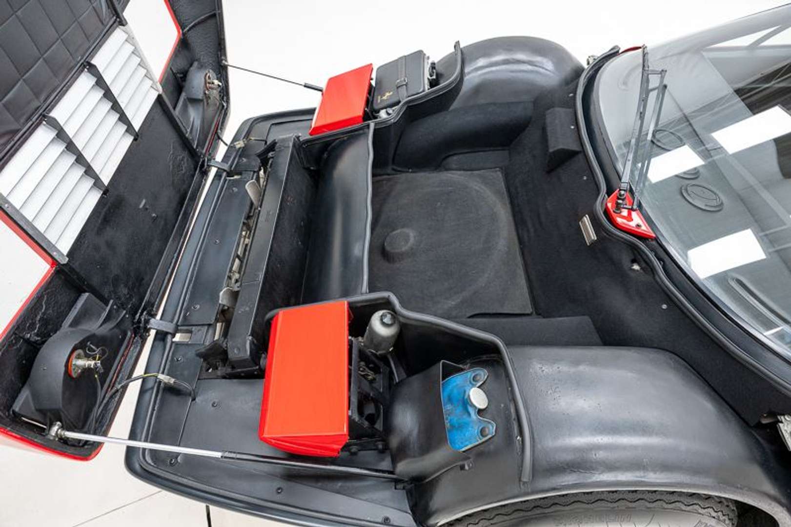 Ferrari 365 GT4 2+2 - 1975 - Joinsteer - #27