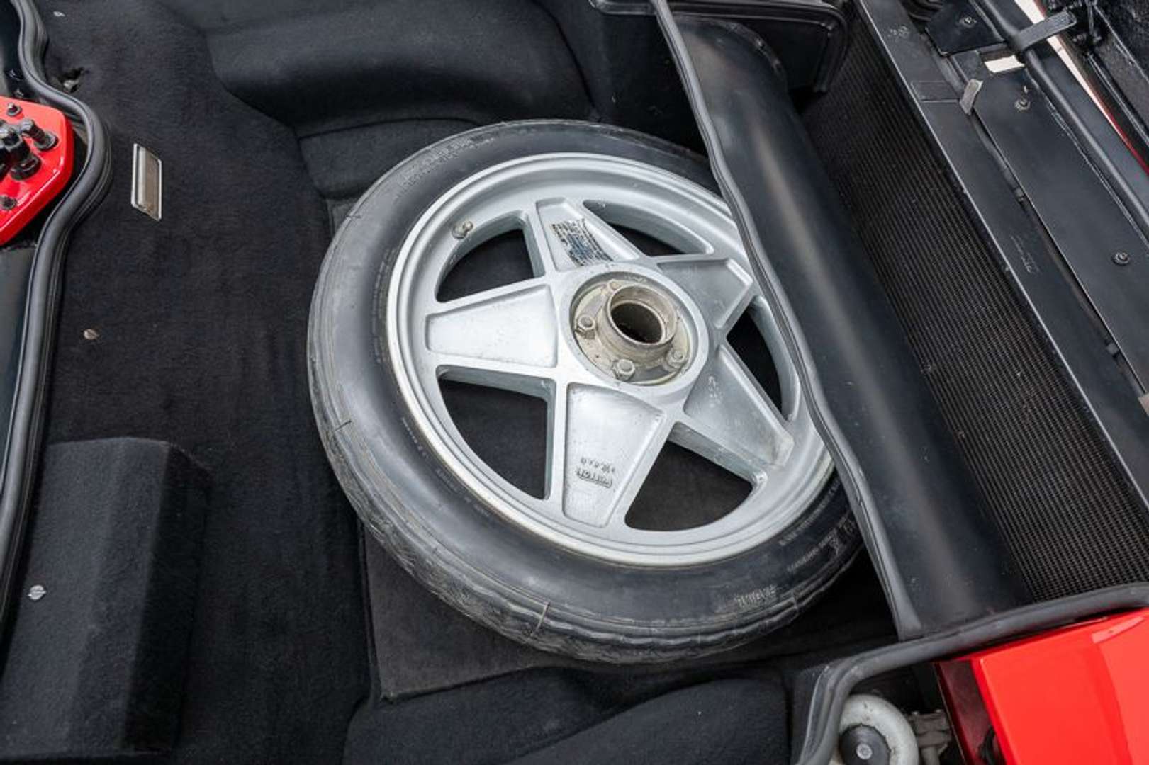 Ferrari 365 GT4 2+2 - 1975 - Joinsteer - #28