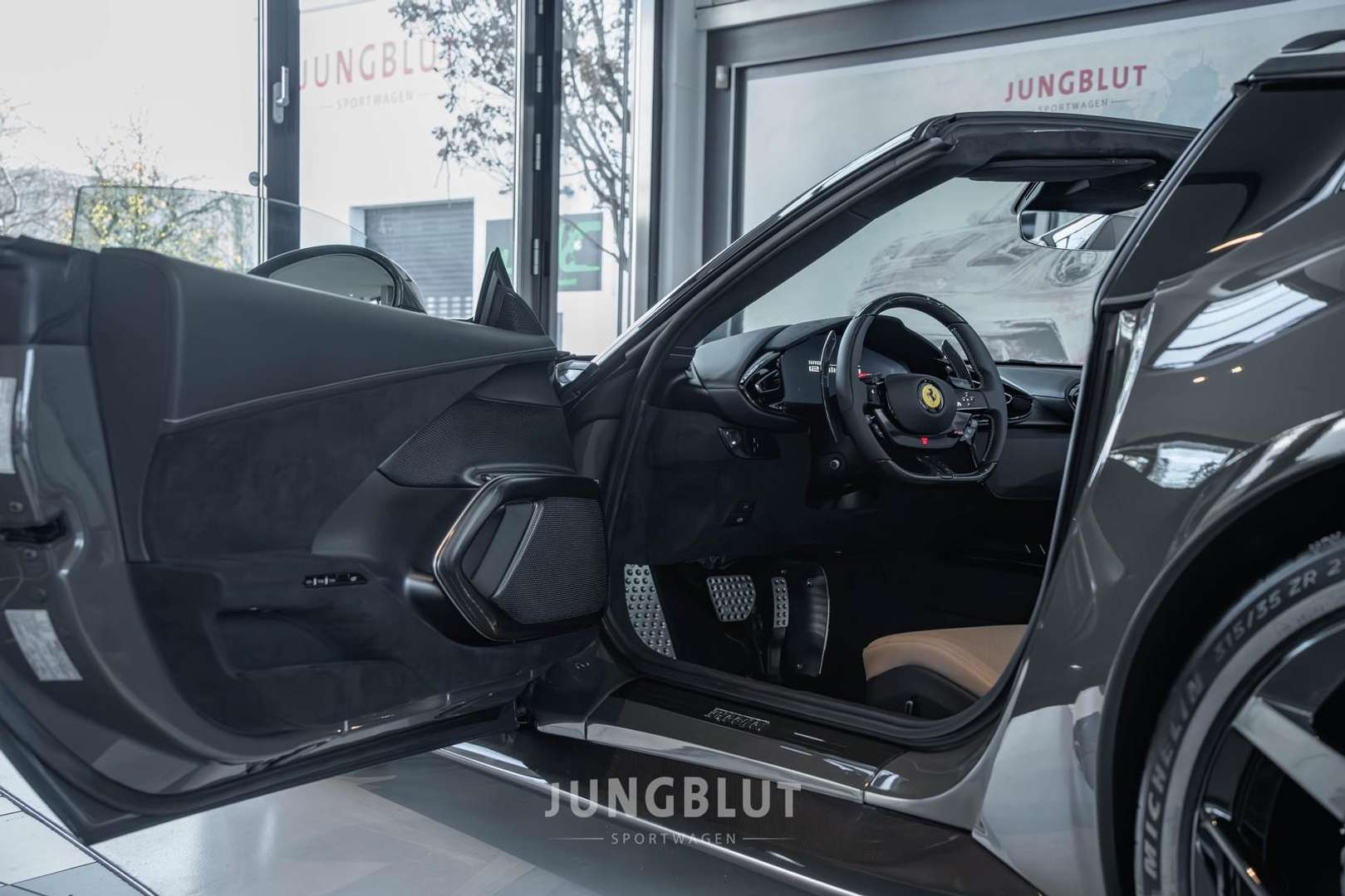 Ferrari 12 Cilindri - 2025 - Joinsteer - #4