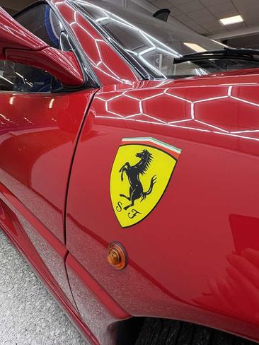 Ferrari F355 — photo 4