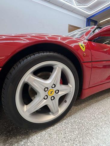 Ferrari F355 — photo 8