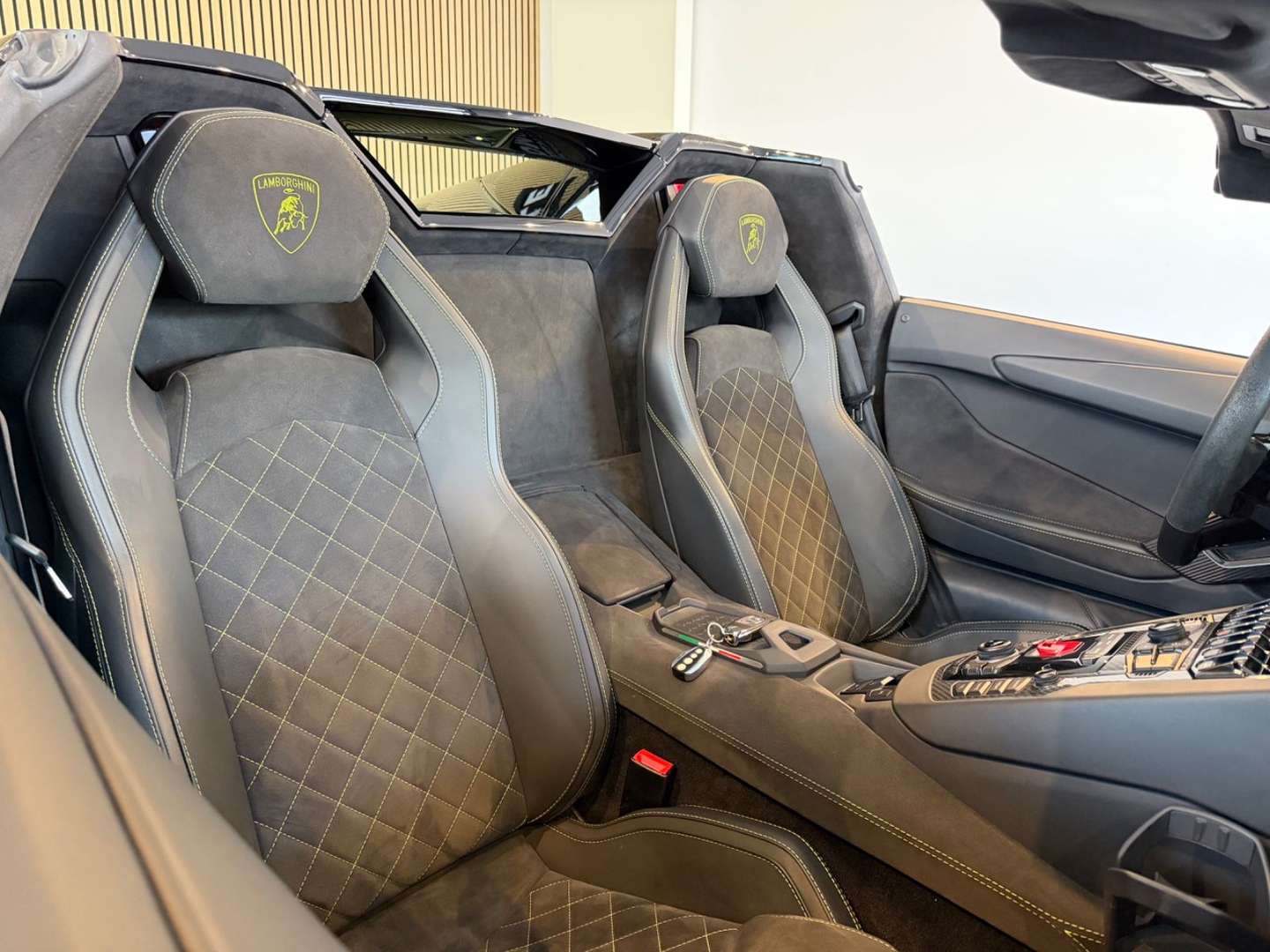 Lamborghini Aventador Roadster - 2020 - Joinsteer - #21