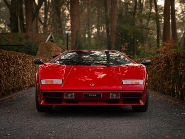 Lamborghini Countach — photo 2