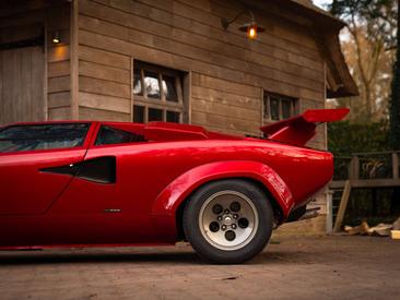 Lamborghini Countach — photo 25