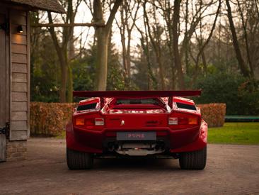 Lamborghini Countach — photo 41