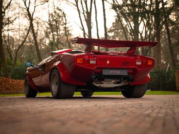 Lamborghini Countach — photo 42