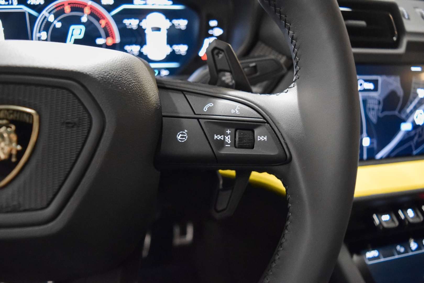 Lamborghini Urus 4.0 V8 Biturbo - 2026 - Joinsteer - #16