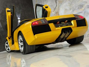 Lamborghini Murciélago — photo 26
