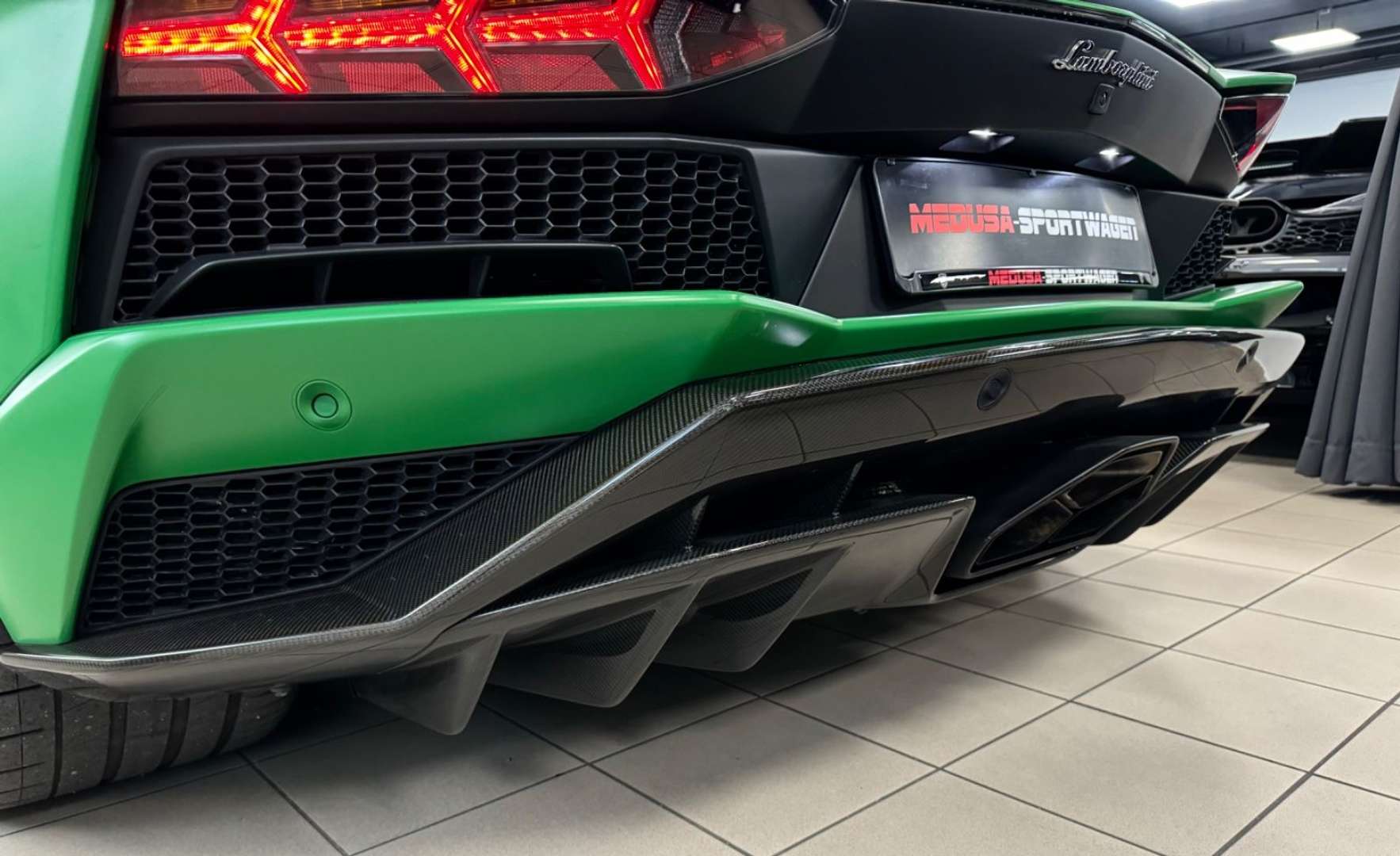 Lamborghini Aventador Roadster - 2019 - Joinsteer - #3