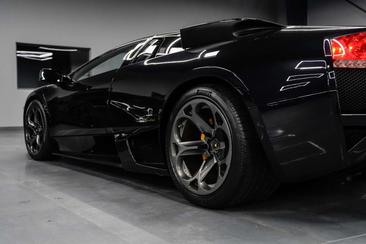 Lamborghini Murciélago — photo 11