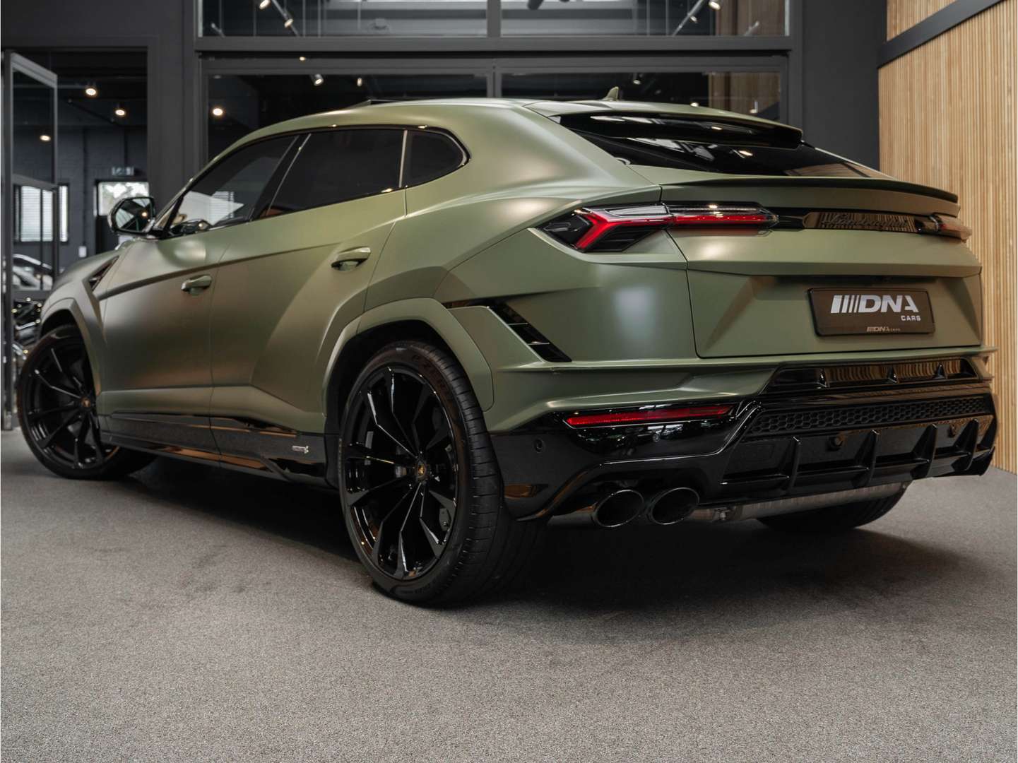 Lamborghini Urus Sportuitlaat - 2023 - Joinsteer - #4