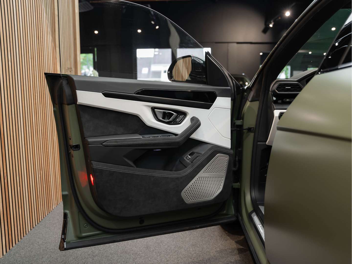 Lamborghini Urus Sportuitlaat - 2023 - Joinsteer - #5