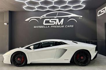 Lamborghini Aventador — photo 4