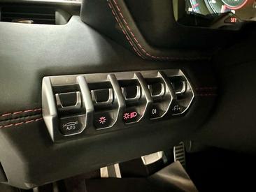 Lamborghini Aventador — photo 30