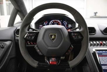 Lamborghini Huracán EVO — photo 9