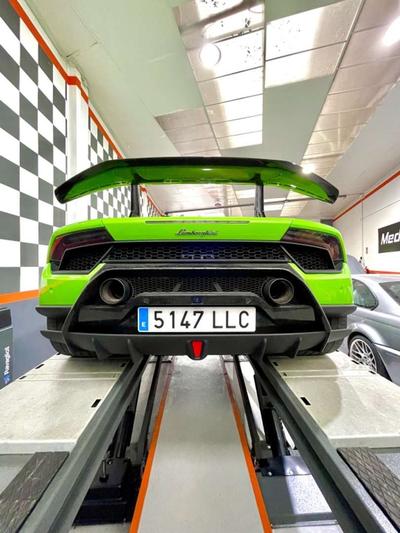 Lamborghini Huracán Performante