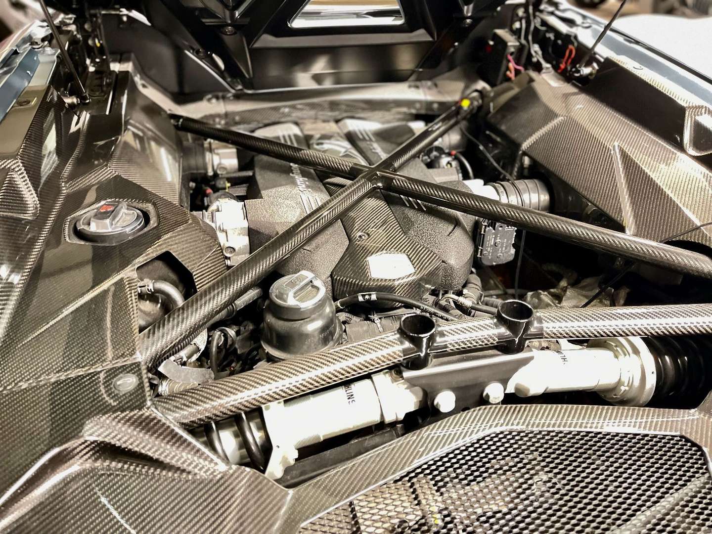 Lamborghini Aventador SV Roadster - 2015 - Joinsteer - #36