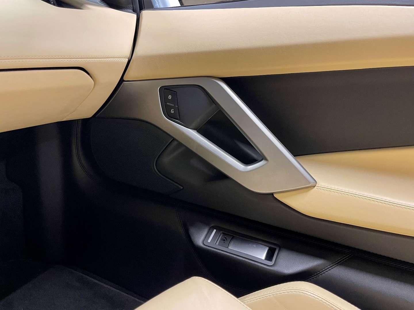 Lamborghini Aventador SV Roadster - 2015 - Joinsteer - #43