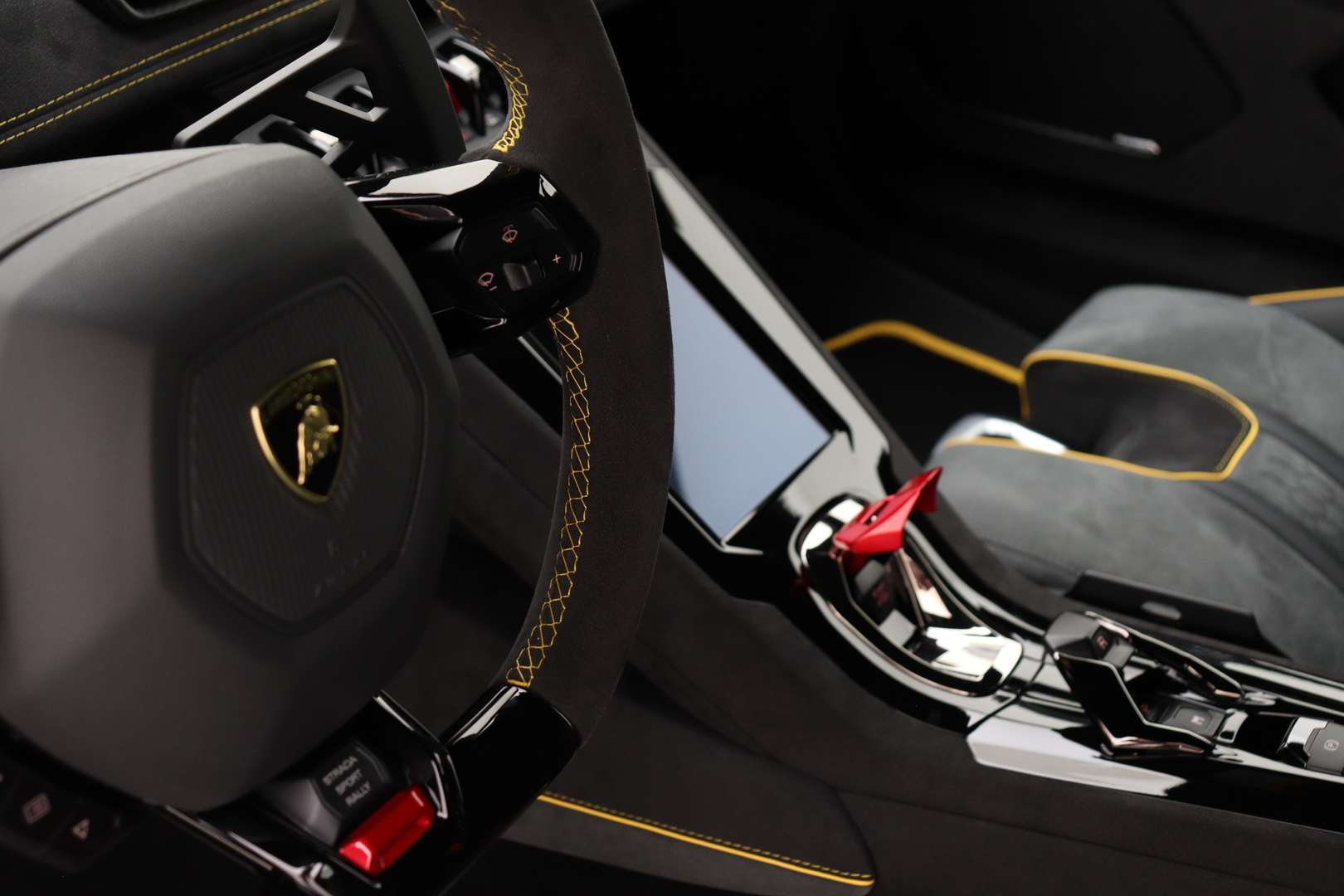 Lamborghini Huracán Sterrato - 2024 - Joinsteer - #15