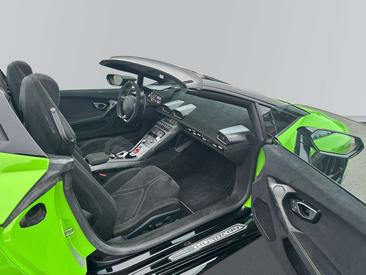 Lamborghini Huracán Performante Spyder — photo 11
