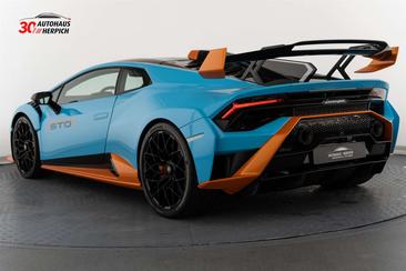 Lamborghini Huracán STO — photo 3