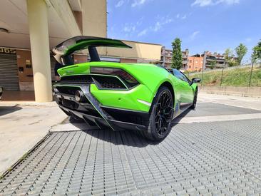 Lamborghini Huracán Performante Spyder — photo 8