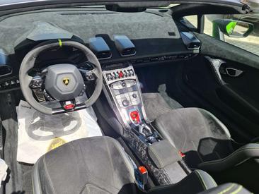 Lamborghini Huracán Performante Spyder — photo 11
